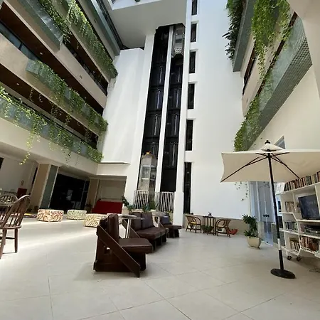 Apartamento Aconchegante Flat Beira Mar Praia Farol Da Barra Salvador Exterior photo