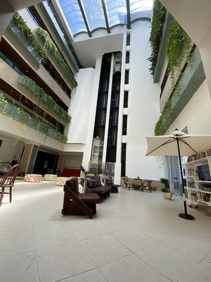 Aconchegante Flat Beira Mar Farol Da Barra Apartment Salvador
