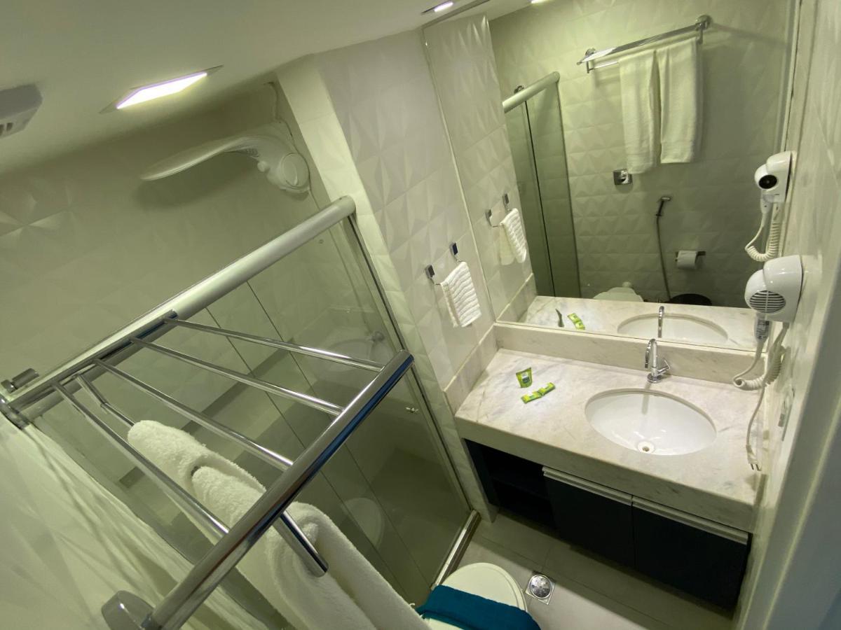 Aconchegante Flat Beira Mar Farol Da Barra Apartment Salvador